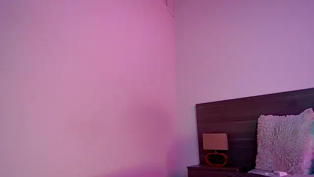 Mila cams1  online show from November 2025 08:18:01 PM