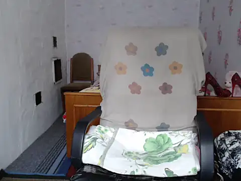 Snapshot of KittyyLaBeauty chatting on June 2026 02:49:01 AM KittyyLaBeauty online show from June 2026 02:49:01 AM