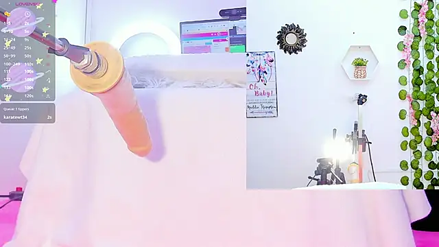 Snapshot of Daki_Ume_ chatting on February 2025 02:28:02 AM Daki Ume online show from February 2025 02:28:02 AM