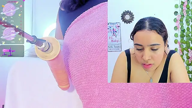 Snapshot of Daki_Ume_ chatting on February 2025 05:19:02 AM Daki Ume online show from February 2025 05:19:02 AM