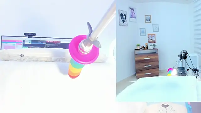 Snapshot of Daki_Ume_ chatting on September 2025 02:28:02 AM Daki Ume online show from September 2025 02:28:02 AM