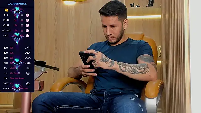 Snapshot of George_Diesell chatting on February 2025 11:15:01 PM George Diesell online show from February 2025 11:15:01 PM