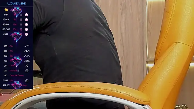 Snapshot of George_Diesell chatting on February 2025 11:30:02 PM George Diesell online show from February 2025 11:30:02 PM