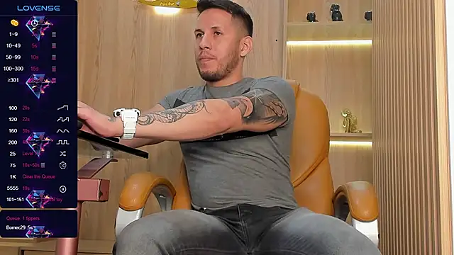 Snapshot of George_Diesell chatting on February 2025 12:10:02 AM George Diesell online show from February 2025 12:10:02 AM