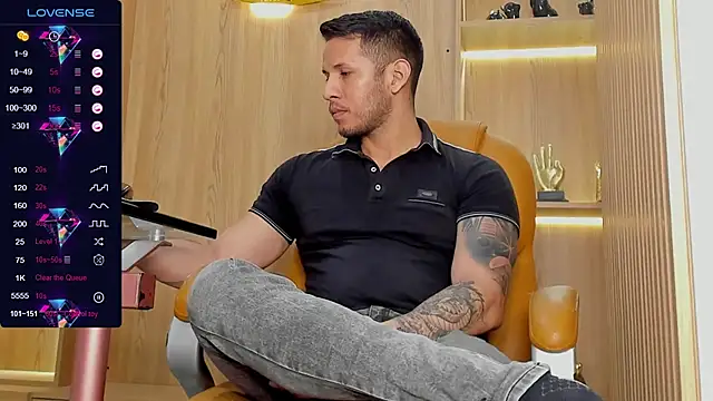 Snapshot of George_Diesell chatting on February 2025 12:16:01 AM George Diesell online show from February 2025 12:16:01 AM