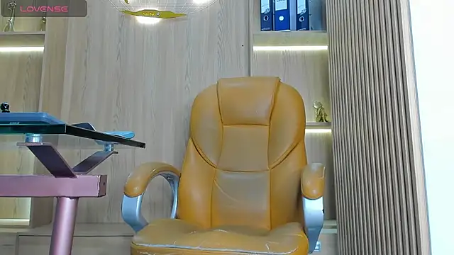 Snapshot of George_Diesell chatting on September 2025 08:42:02 PM George Diesell online show from September 2025 08:42:02 PM