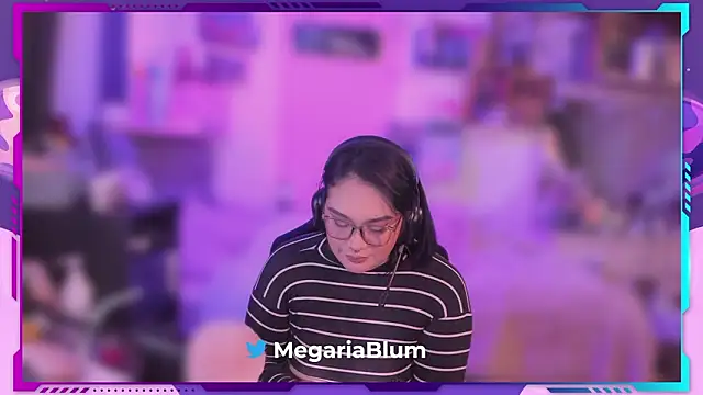 MegariaB online show from February 2026 04:50:02 AM