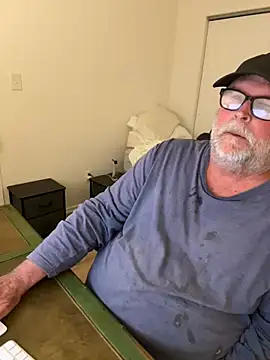 Snapshot of Drummajor chatting on February 2025 03:18:02 AM Drummajor online show from February 2025 03:18:02 AM