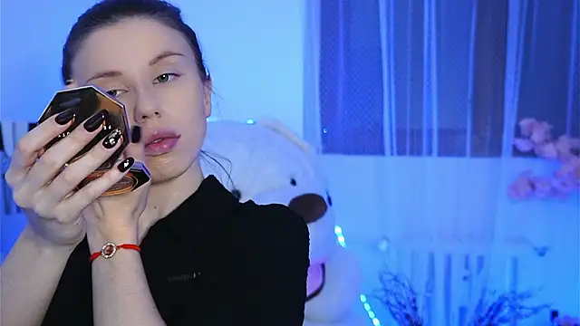 Snapshot of ivyleague_ chatting on March 2026 06:16:02 PM ivyleague online show from March 2026 06:16:02 PM