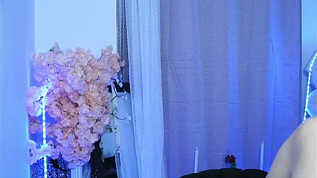 Snapshot of ivyleague_ chatting on March 2026 06:13:02 PM ivyleague online show from March 2026 06:13:02 PM