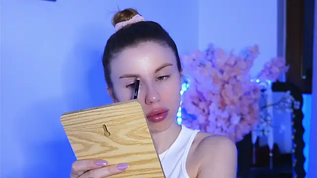 Snapshot of ivyleague_ chatting on March 2026 05:46:01 PM ivyleague online show from March 2026 05:46:01 PM