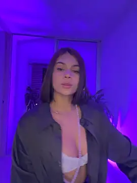 Susi bell online show from January 2025 11:47:01 PM