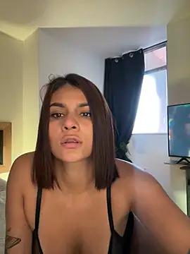 Susi bell online show from March 2025 10:48:02 PM