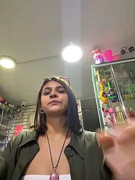 Susi bell online show from March 2025 09:54:02 PM