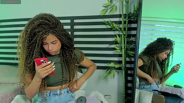 nayah   online show from September 2025 02:16:02 PM