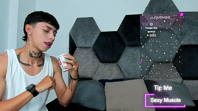 Snapshot of AmberAdams_ chatting on March 2025 02:57:01 PM AmberAdams online show from March 2025 02:57:01 PM