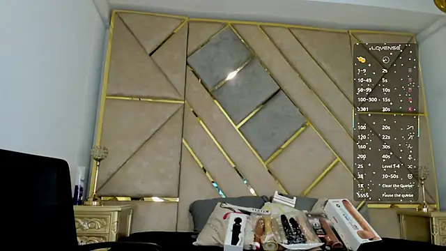 Snapshot of AmberAdams_ chatting on September 2025 12:59:02 PM AmberAdams online show from September 2025 12:59:02 PM