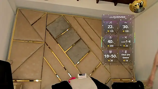 Snapshot of AmberAdams_ chatting on September 2025 01:11:01 PM AmberAdams online show from September 2025 01:11:01 PM