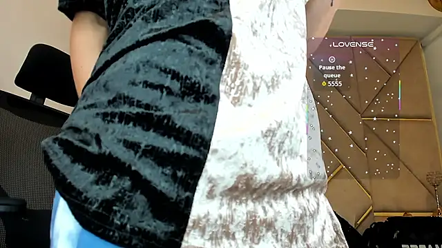 Snapshot of AmberAdams_ chatting on September 2025 03:05:01 PM AmberAdams online show from September 2025 03:05:01 PM