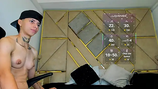 Snapshot of AmberAdams_ chatting on October 2025 02:02:01 PM AmberAdams online show from October 2025 02:02:01 PM