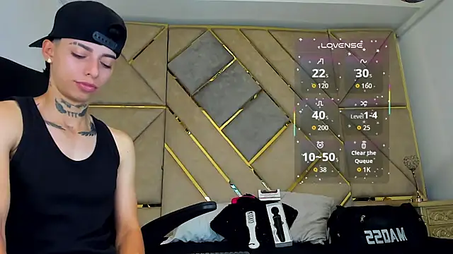 Snapshot of AmberAdams_ chatting on October 2025 03:42:01 PM AmberAdams online show from October 2025 03:42:01 PM