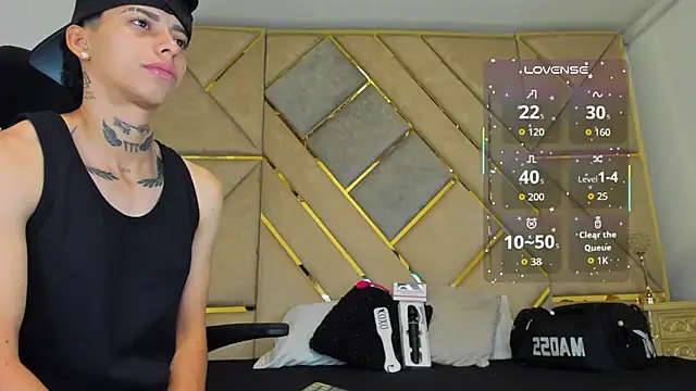 Snapshot of AmberAdams_ chatting on October 2025 03:09:02 PM AmberAdams online show from October 2025 03:09:02 PM