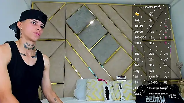 Snapshot of AmberAdams_ chatting on November 2025 03:58:02 PM AmberAdams online show from November 2025 03:58:02 PM