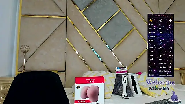 Snapshot of AmberAdams_ chatting on November 2025 05:11:01 PM AmberAdams online show from November 2025 05:11:01 PM