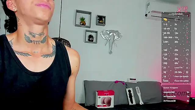 Snapshot of AmberAdams_ chatting on January 2026 07:11:01 PM AmberAdams online show from January 2026 07:11:01 PM