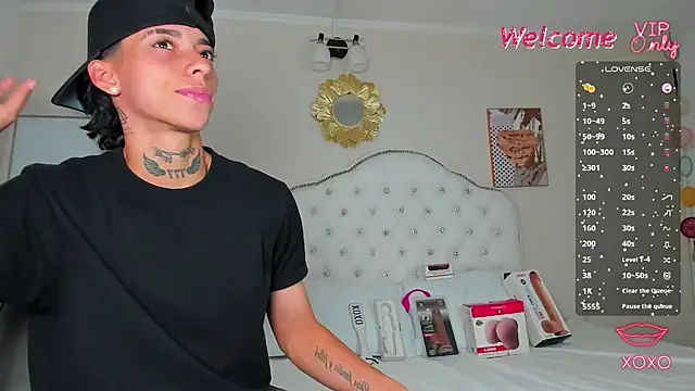 Snapshot of AmberAdams_ chatting on February 2026 04:33:01 PM AmberAdams online show from February 2026 04:33:01 PM