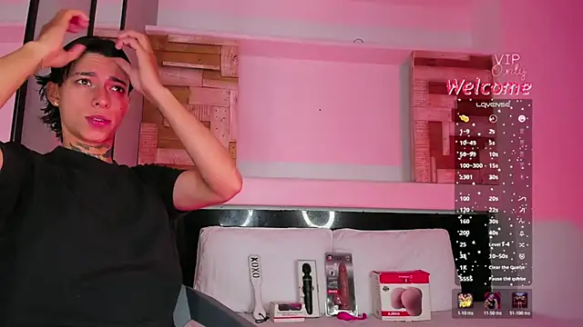 AmberAdams  online show from April 2026 12:13:01 PM