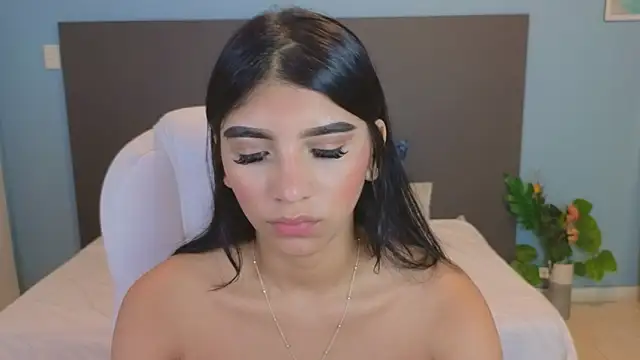 Snapshot of maiaa_ruiz chatting on February 2025 01:37:02 PM maiaa ruiz online show from February 2025 01:37:02 PM