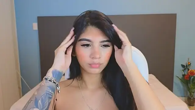 Snapshot of maiaa_ruiz chatting on March 2025 03:07:01 PM maiaa ruiz online show from March 2025 03:07:01 PM