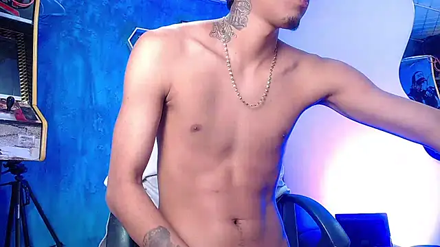 Liam lee online show from December 2024 12:35:01 PM