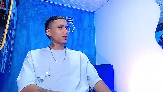 Liam lee online show from February 2025 01:17:02 PM