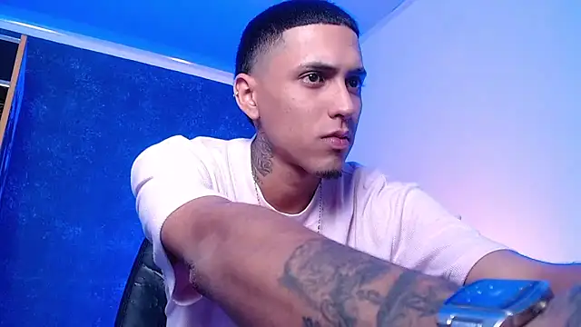 Liam lee online show from February 2025 03:59:01 PM