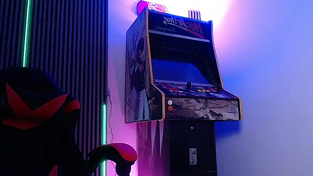 Liam lee online show from March 2025 03:34:01 PM