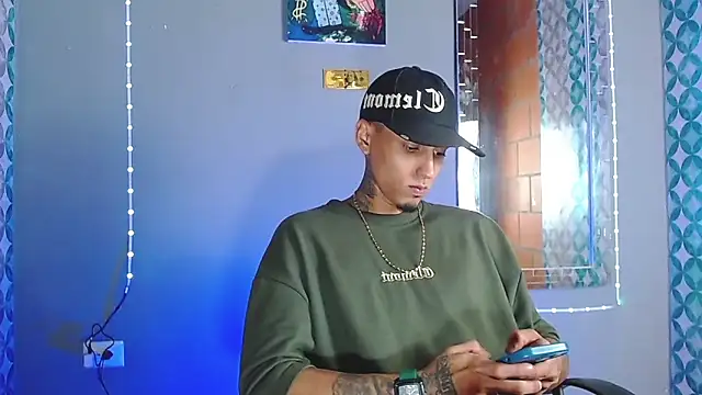 Liam lee online show from May 2026 11:57:01 PM