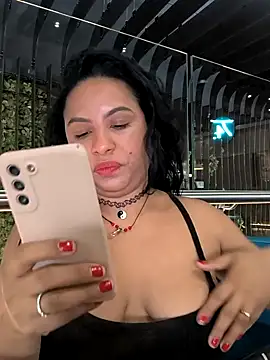 Francesca ferrari online show from September 2025 06:20:01 PM