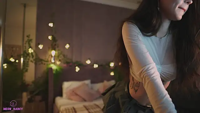 Meow Nancy online show from December 2024 11:45:01 AM