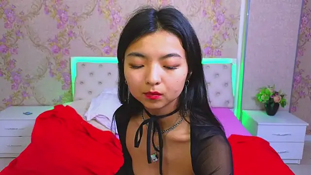 Snapshot of Shy_Kira chatting on January 2025 03:58:01 PM Shy Kira online show from January 2025 03:58:01 PM