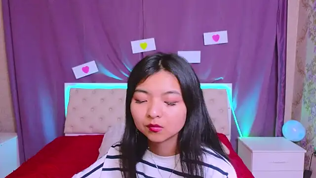 Snapshot of Shy_Kira chatting on February 2025 03:38:01 PM Shy Kira online show from February 2025 03:38:01 PM