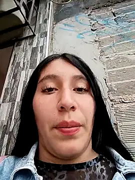 Nathalia-001 online show from September 2025 02:50:01 PM