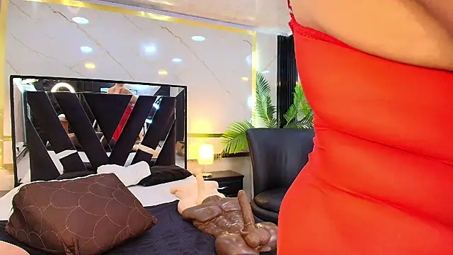 GianellaCox  online show from January 2025 01:25:02 PM