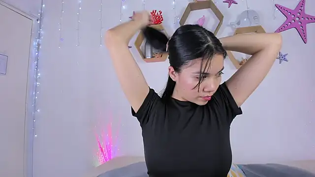 Emiily Parkerr online show from March 2025 03:02:02 AM