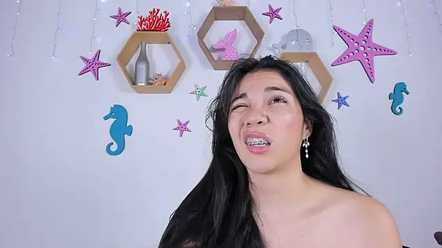 Emiily Parkerr online show from March 2025 09:14:02 AM