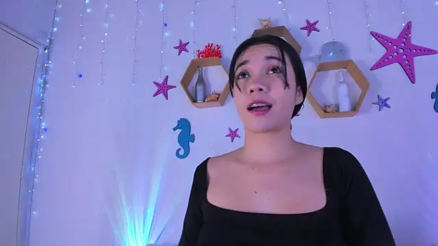 Emiily Parkerr online show from October 2025 03:04:02 AM