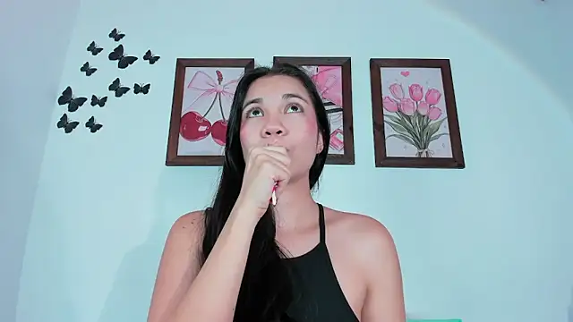 Emiily Parkerr online show from June 2026 10:15:02 PM
