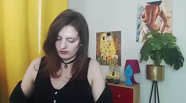 juicyNadine online show from January 2025 12:24:01 PM