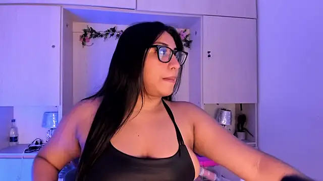 Snapshot of CANDYGABYY chatting on May 2026 07:53:01 PM CANDYGABYY online show from May 2026 07:53:01 PM